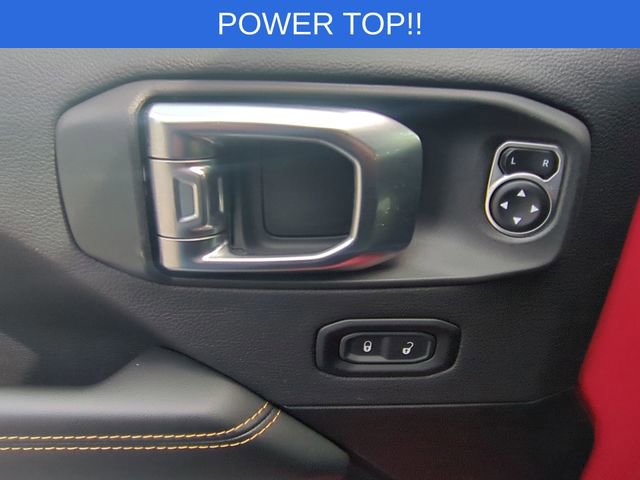 Used 2025 Jeep Wrangler Unlimited Sahara w/ Safety Group image 25