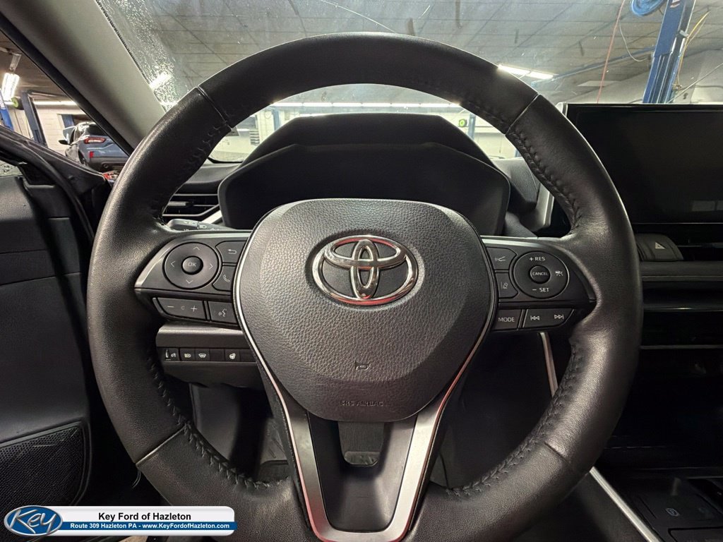 Used 2025 Toyota RAV4 XLE w/ Weather Package AWD/4WD image 24