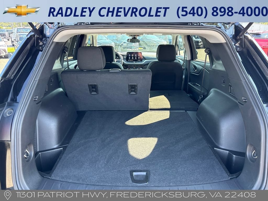 Used 2025 Chevrolet Blazer LT FWD image 14