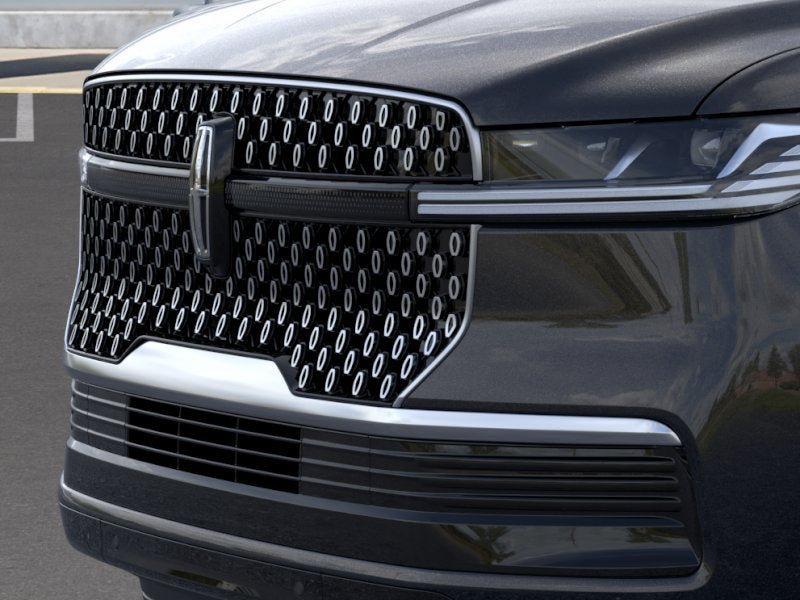 New 2026 Lincoln Navigator L Premier AWD/4WD image 17