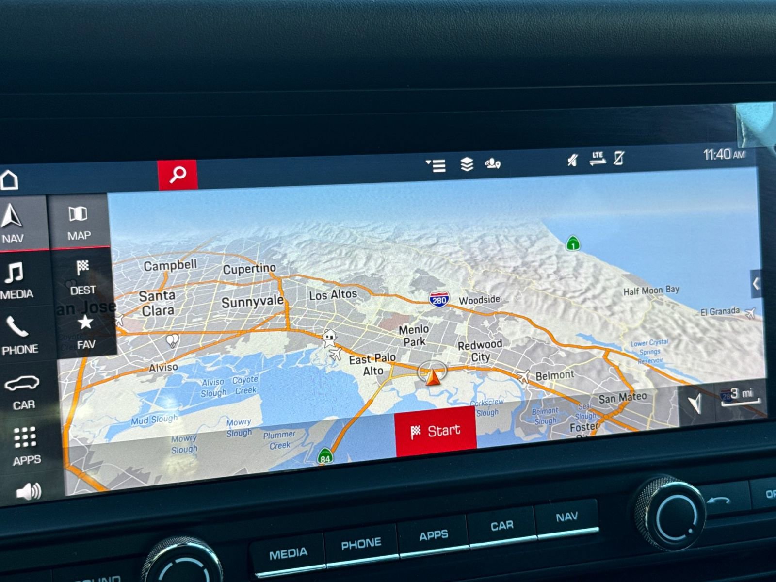 Certified 2020 Porsche Macan image 22