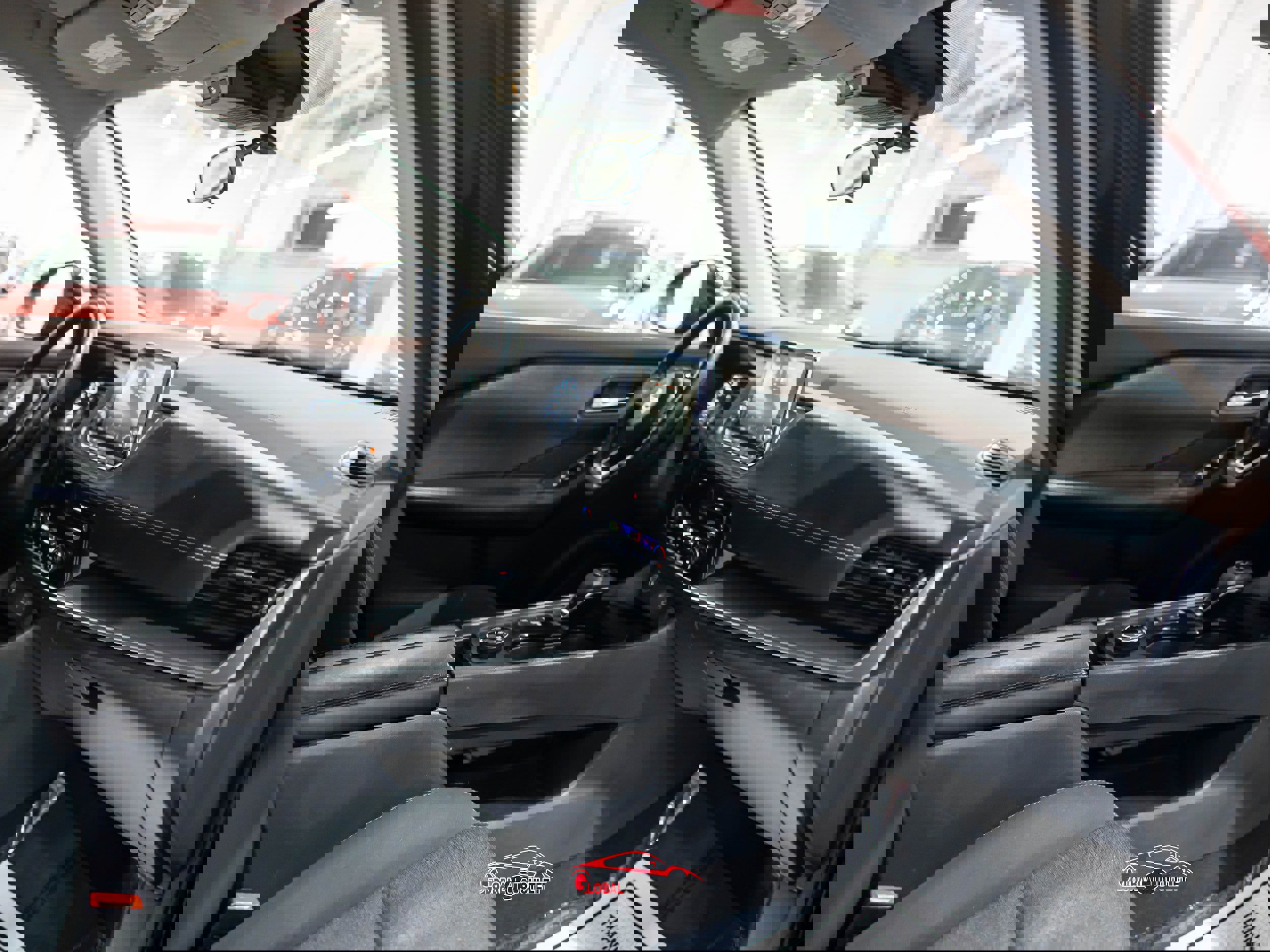 Used 2021 Nissan Rogue SV image 15