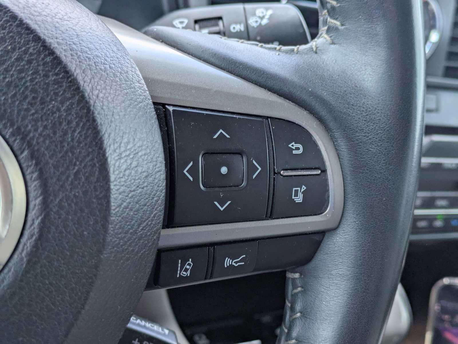 Used 2018 Lexus RX 350 FWD w/ Premium Package image 25