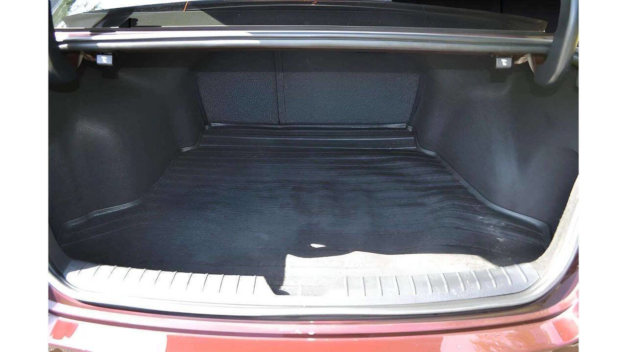 Used 2020 Kia Optima LX image 27