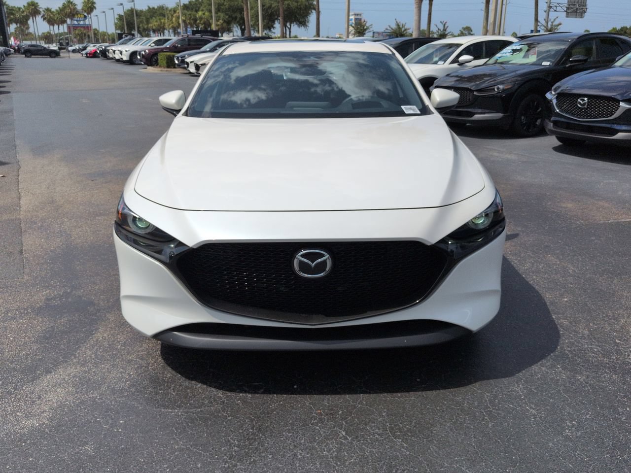 New 2026 MAZDA MAZDA3 2.5 S Hatchback w/ Premium Pkg FWD image 9