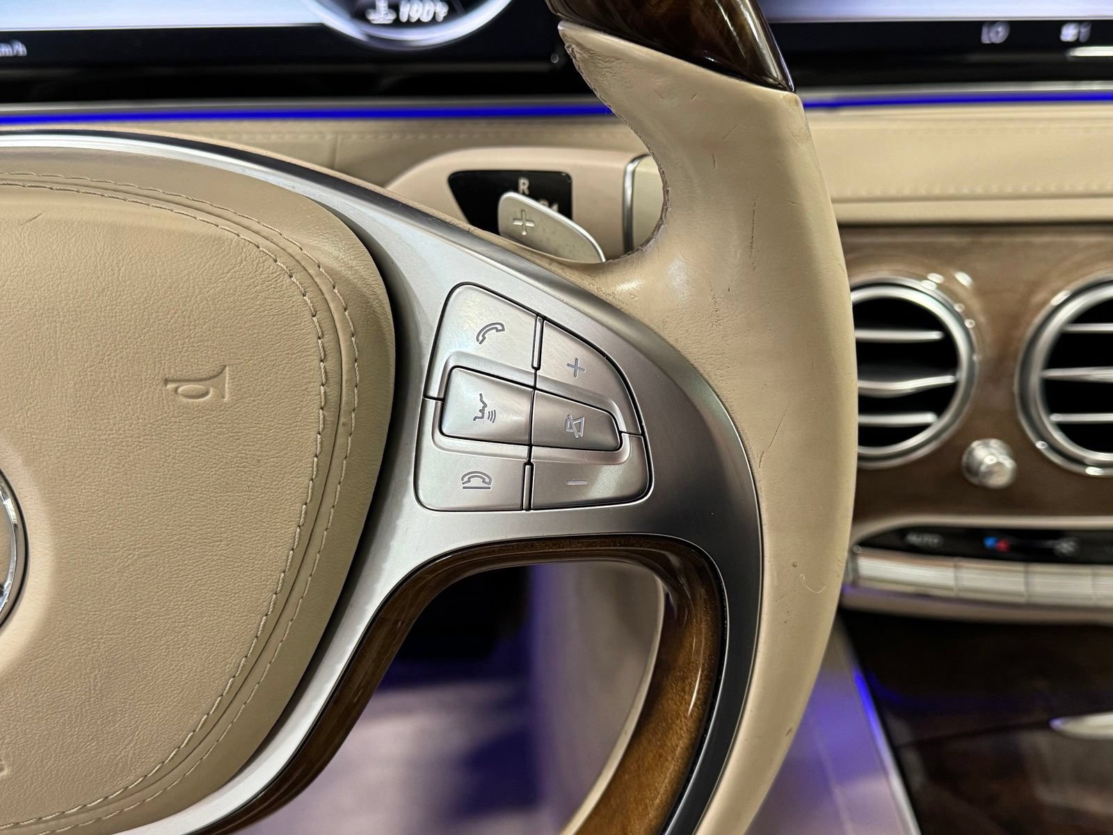 Used 2015 Mercedes-Benz S 550 4MATIC Sedan image 22