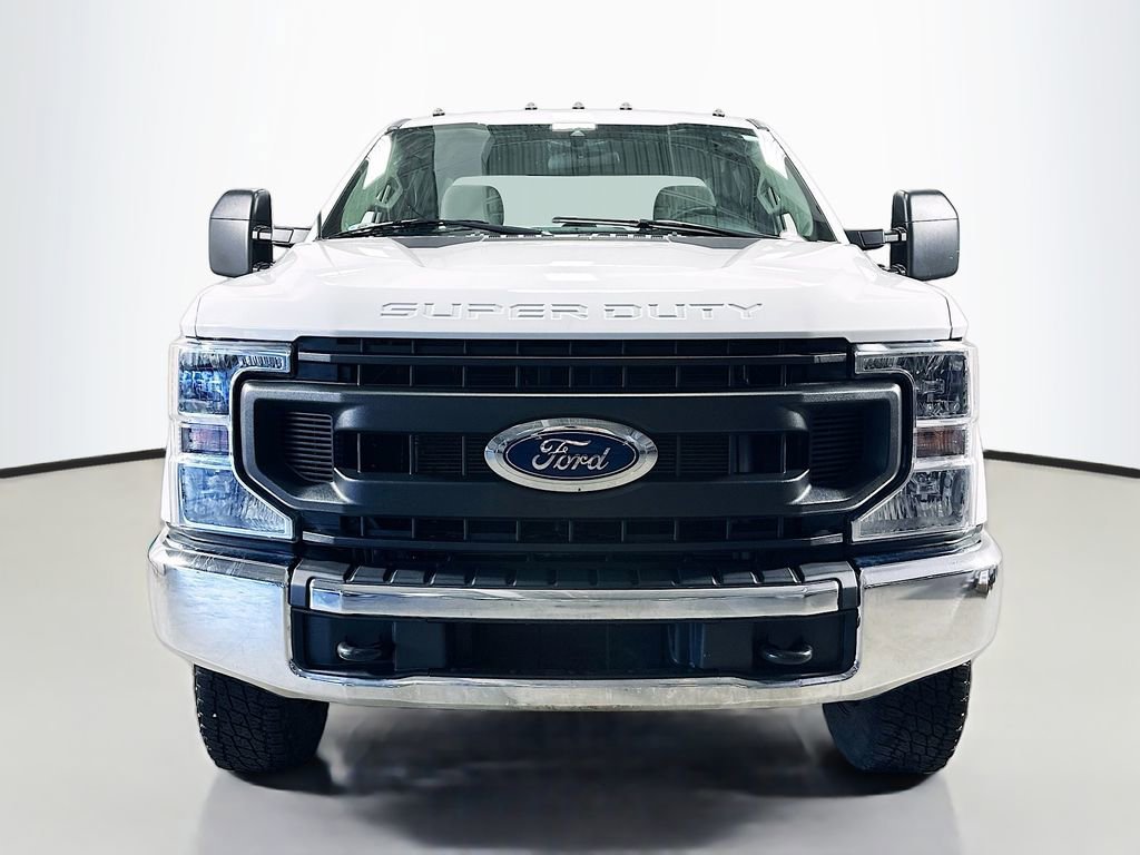 Used 2021 Ford F250 XL w/ Power Equipment Group image 4