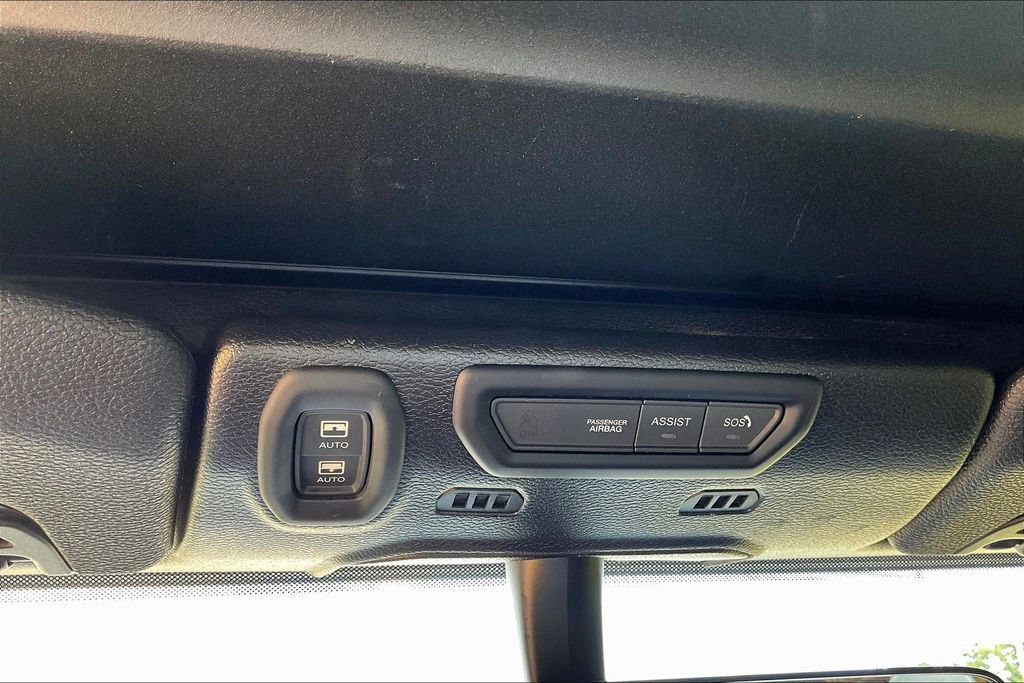 Used 2021 Jeep Wrangler Unlimited Sahara AWD/4WD image 17
