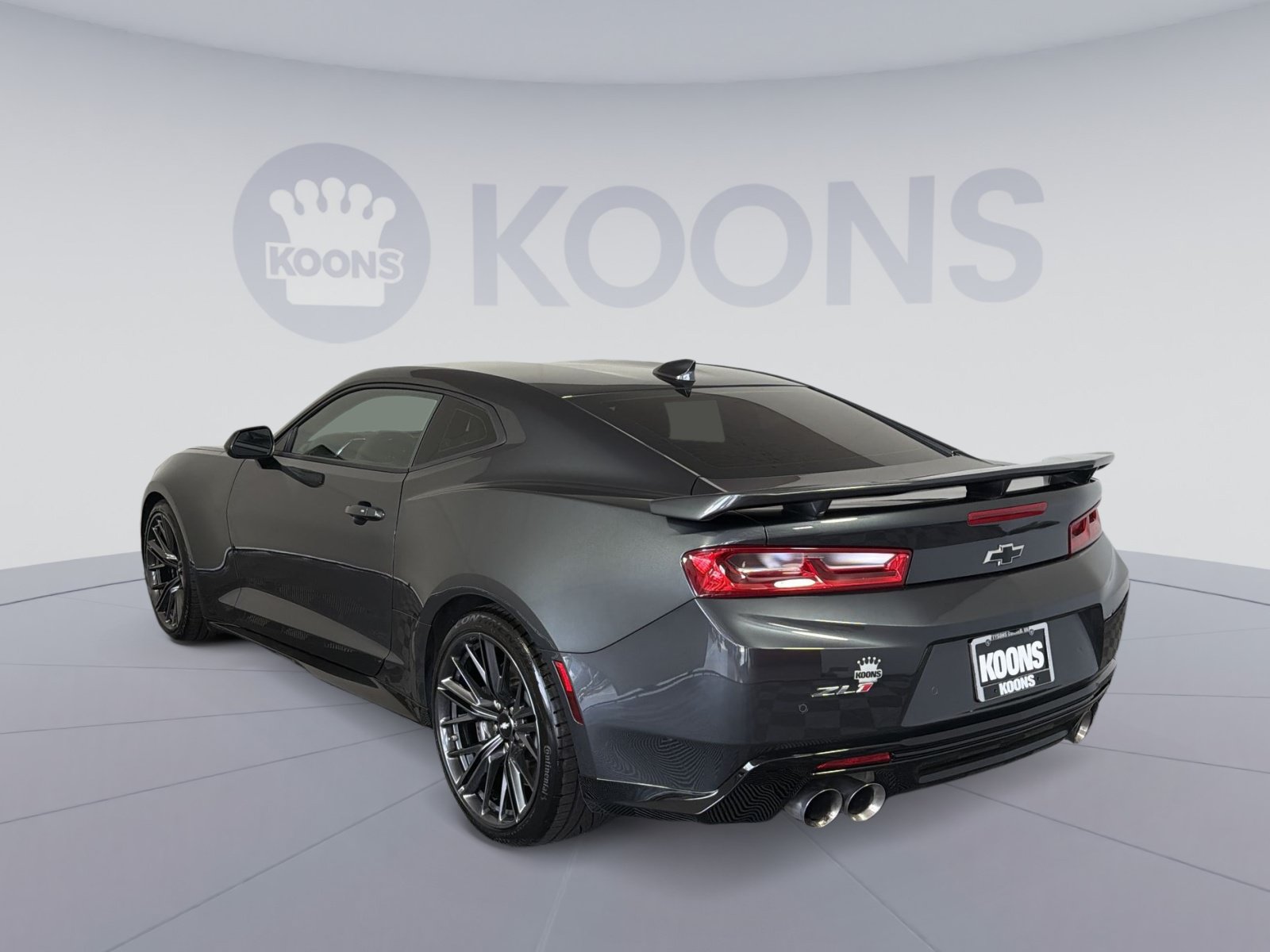 Used 2018 Chevrolet Camaro ZL1 RWD image 4