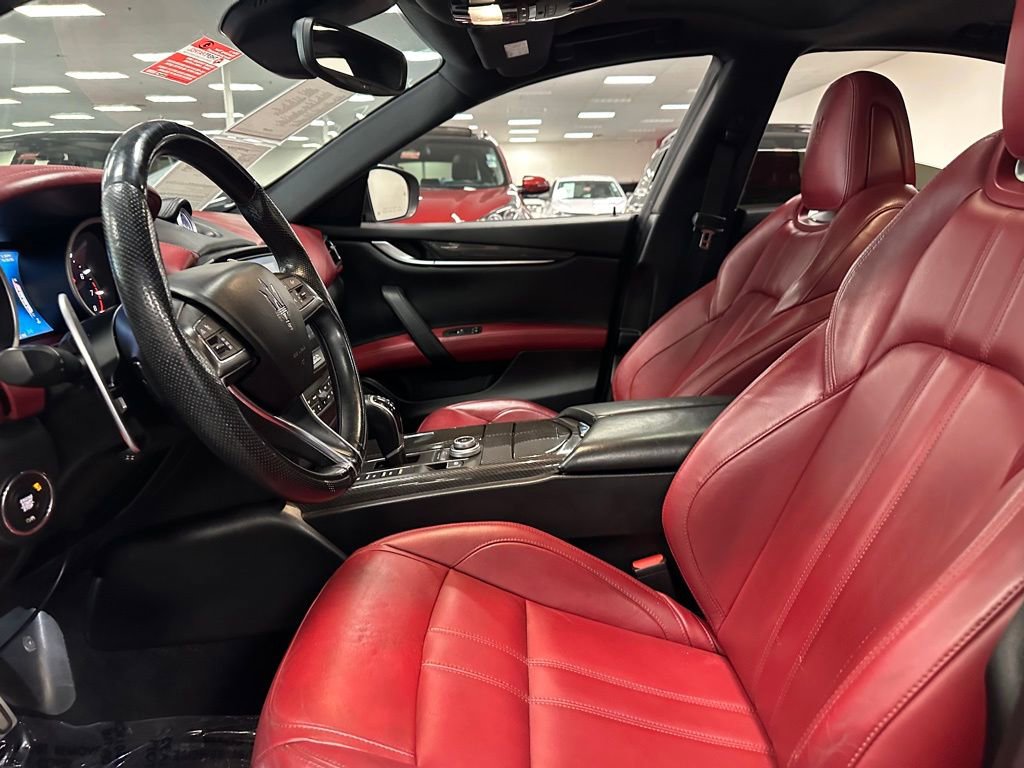 Used 2018 Maserati Ghibli S GranSport image 16