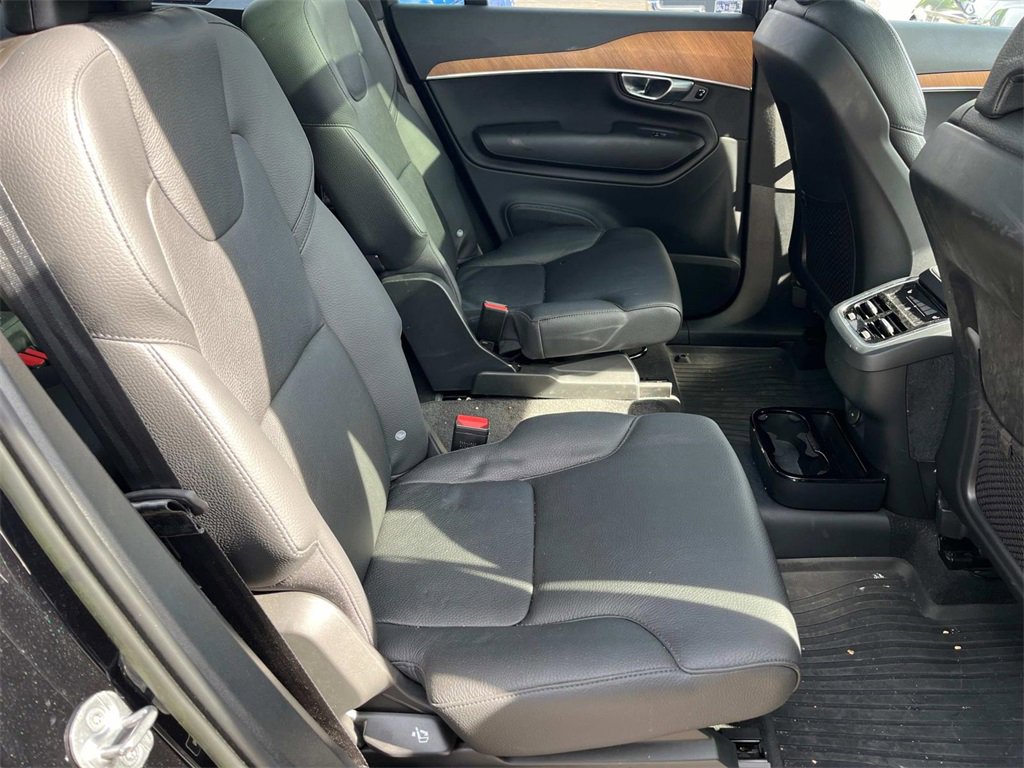 Used 2023 Volvo XC90 B6 Plus w/ Protection Package Premier image 21