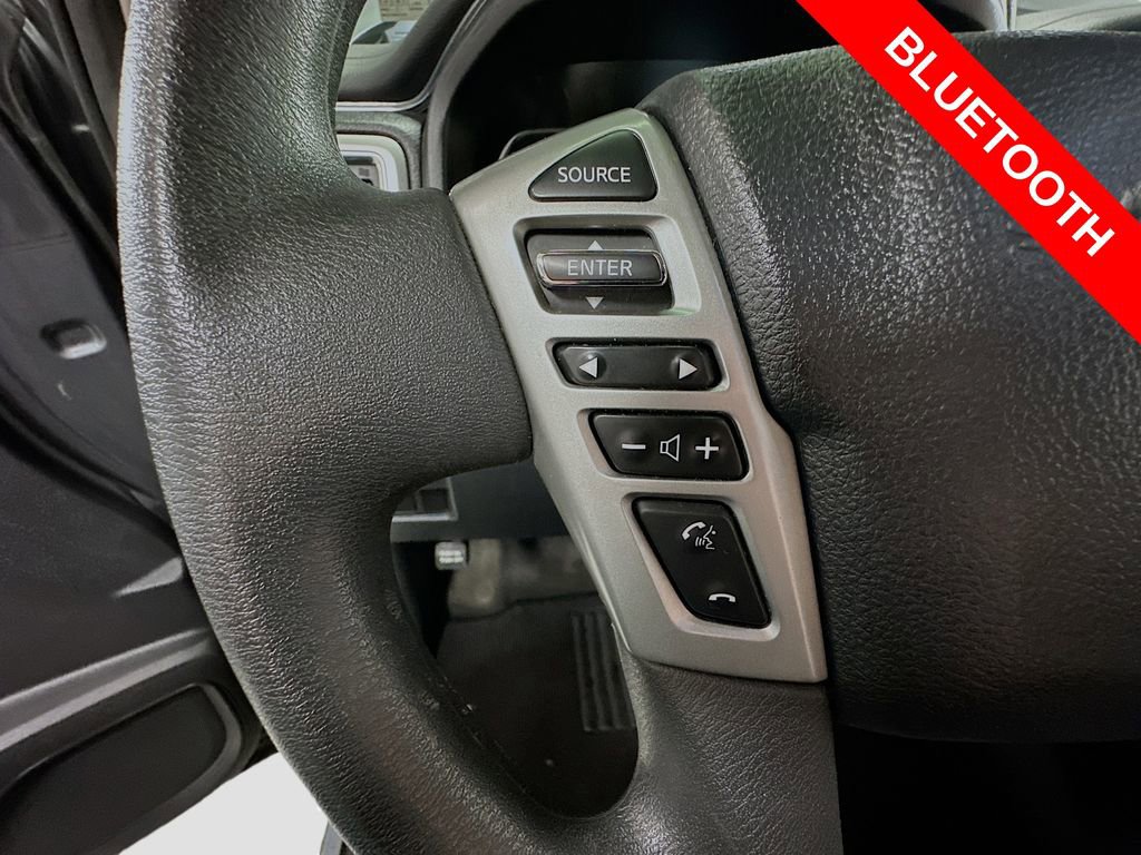 Used 2017 Nissan Titan SV image 30