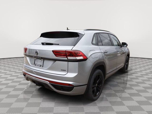 Used 2023 Volkswagen Atlas Cross Sport SEL R-Line AWD/4WD image 3
