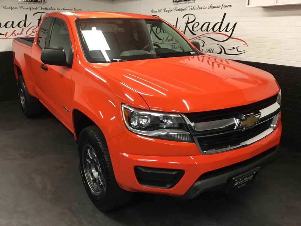 Used 2020 Chevrolet Colorado W/T AWD/4WD image 2