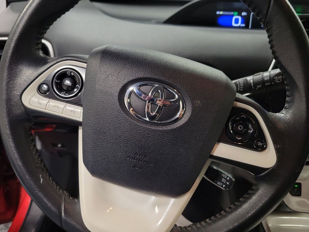Used 2016 Toyota Prius Three image 17