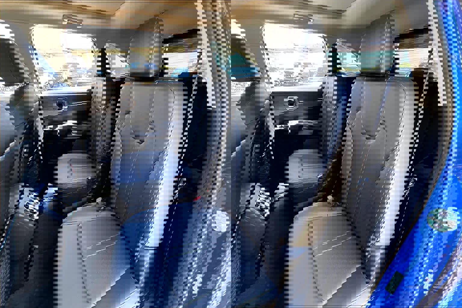 Used 2023 Kia Sorento EX w/ Panoramic Sunroof Package image 21