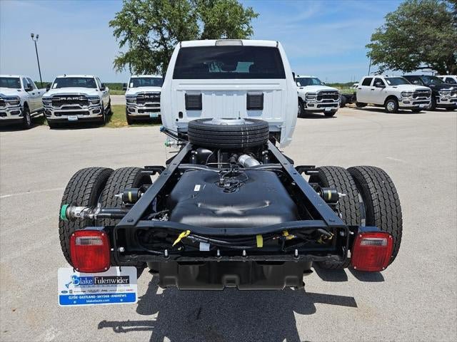 New 2026 RAM 5500 Tradesman AWD/4WD image 36