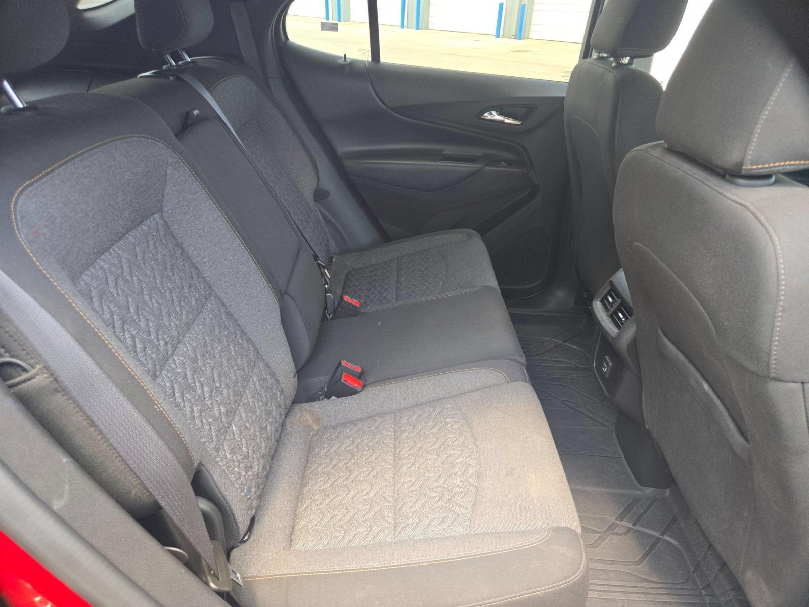 Used 2024 Chevrolet Equinox LT FWD image 23