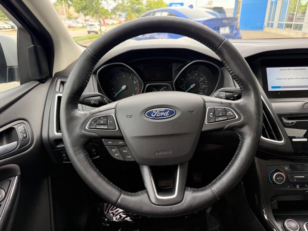 Used 2017 Ford Focus Titanium FWD image 16