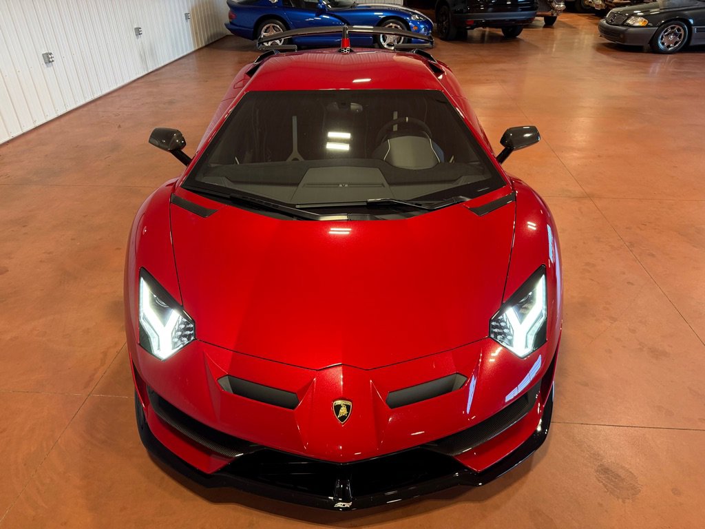 Used 2019 Lamborghini Aventador SVJ image 7