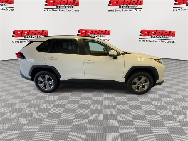 Used 2025 Toyota RAV4 XLE image 10