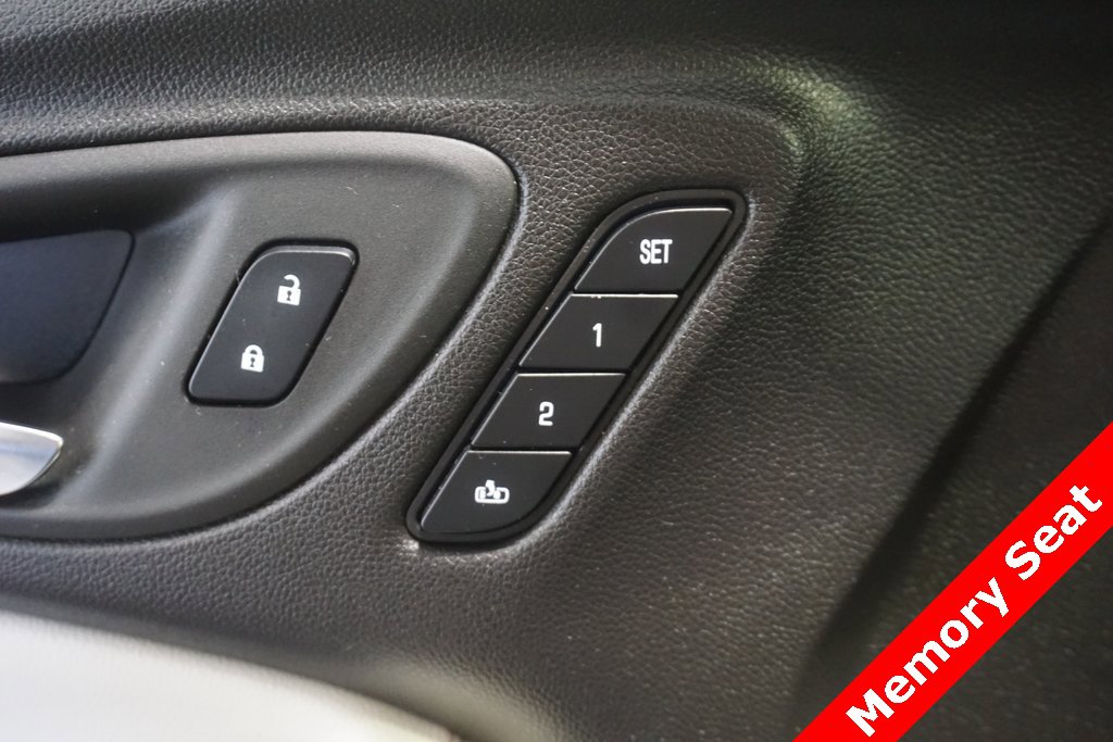 Used 2024 Buick Encore GX Avenir w/ Avenir Technology Package image 6