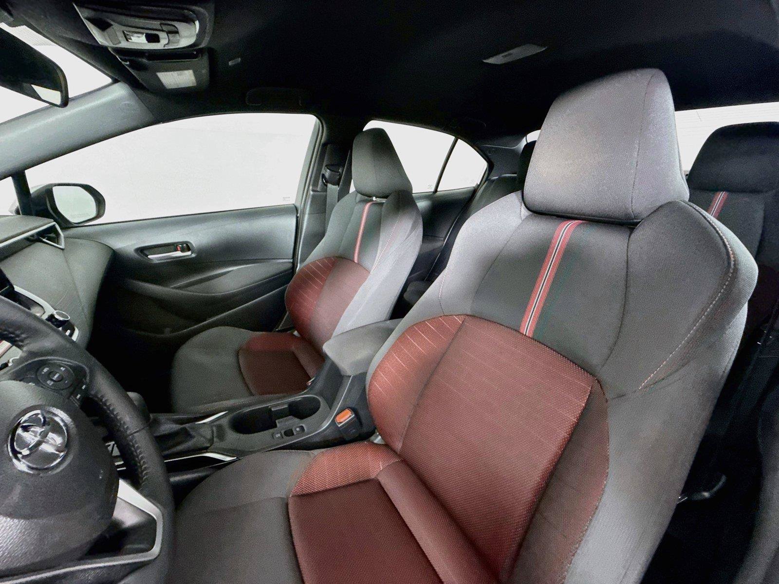 Certified 2026 Toyota Corolla SE FWD image 3