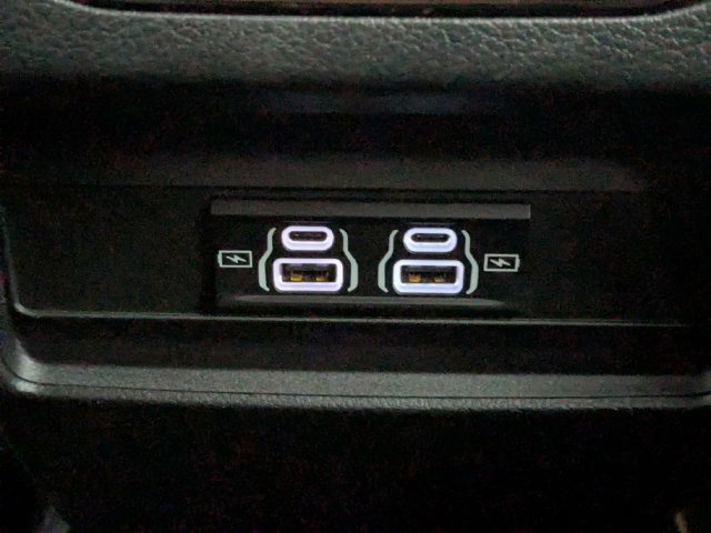 Used 2025 Jeep Grand Cherokee Laredo X RWD image 15