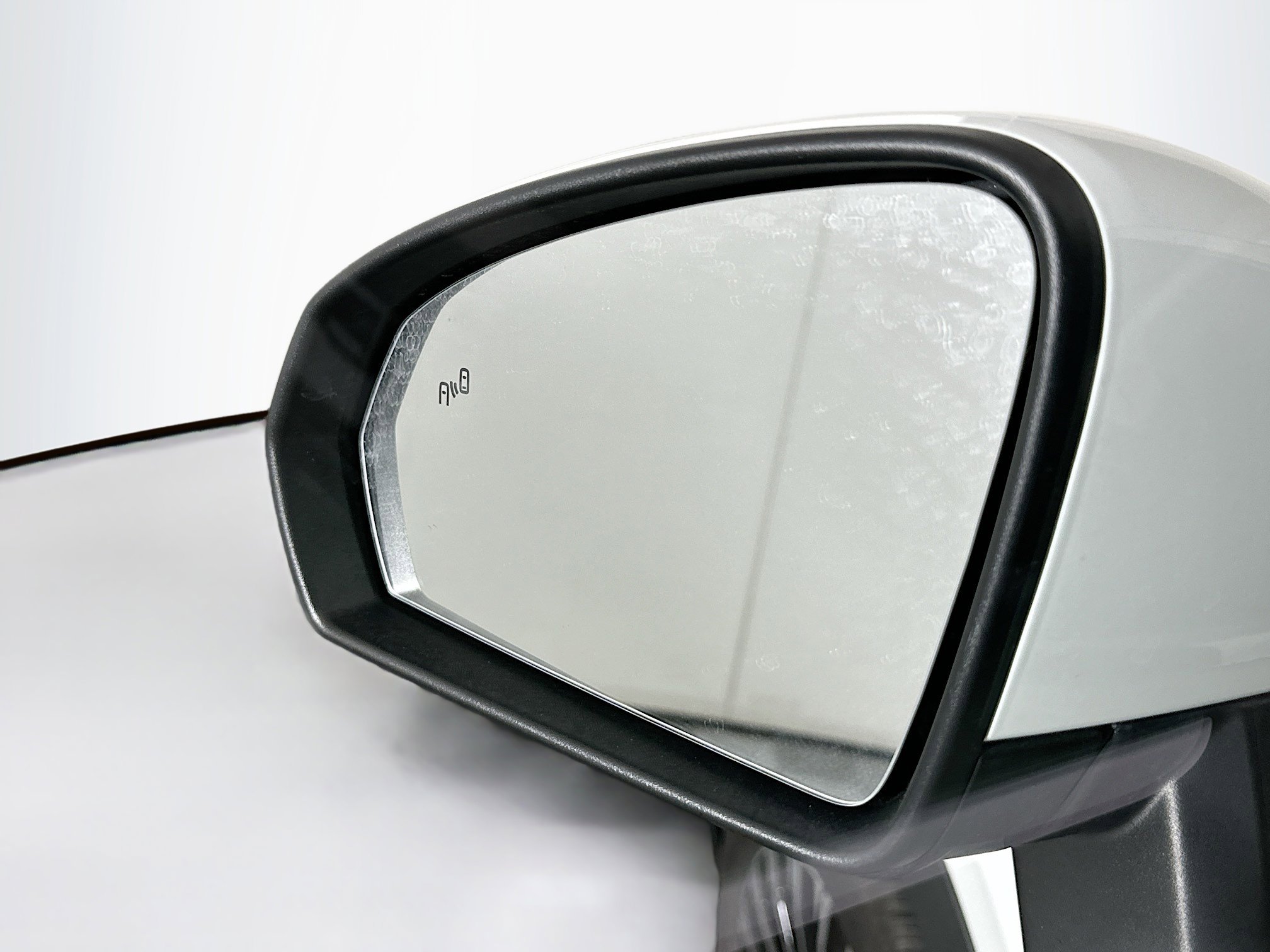 Used 2025 Volkswagen Taos SE FWD image 16