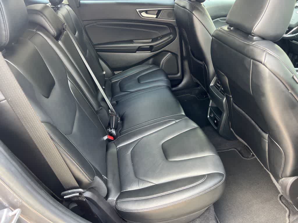 Used 2022 Ford Edge Titanium AWD/4WD image 15