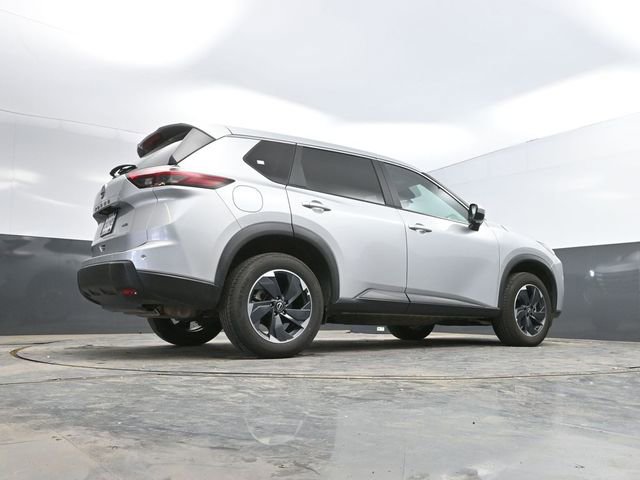 Used 2025 Nissan Rogue SV AWD/4WD image 53