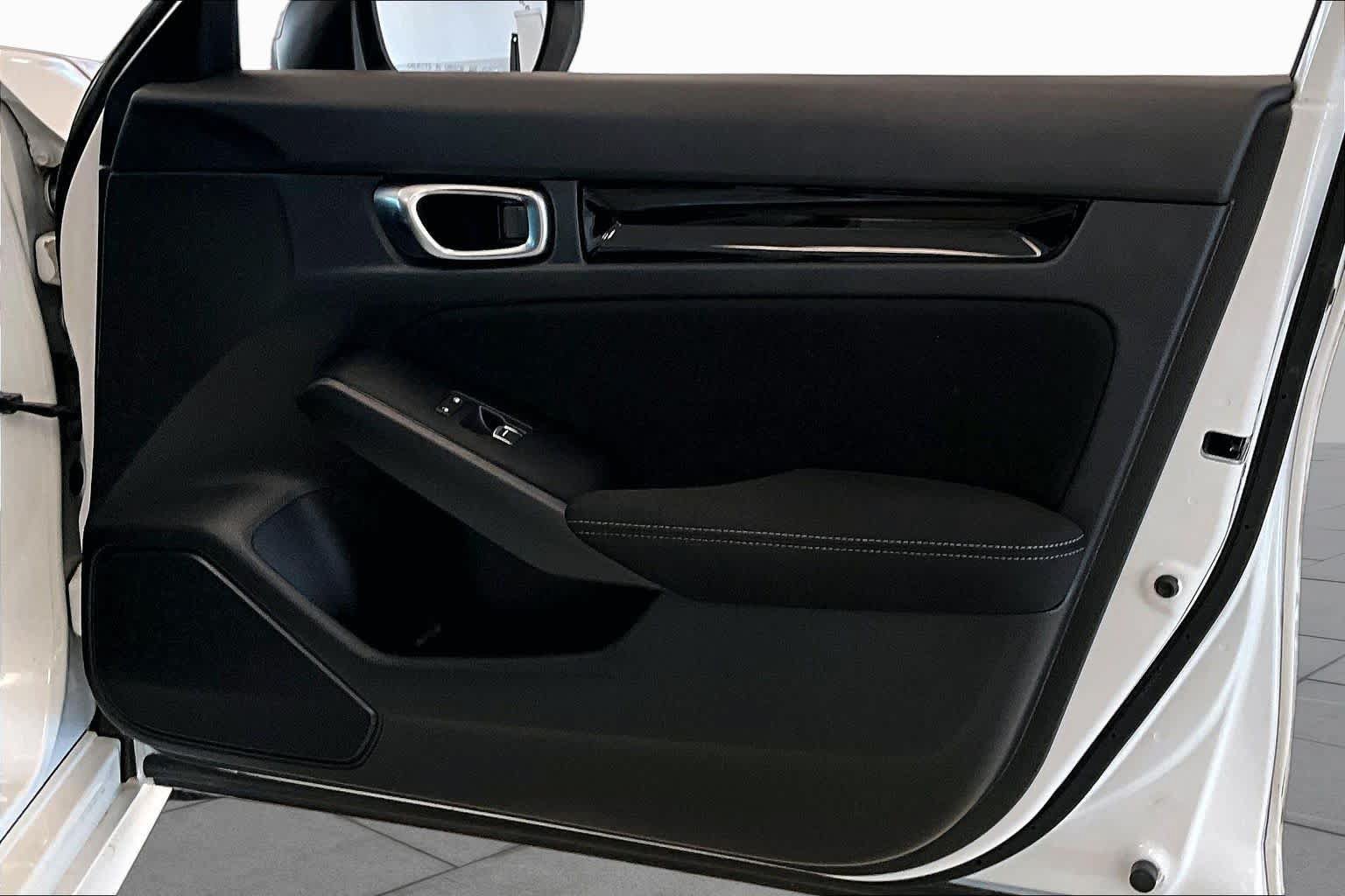 Used 2022 Honda Civic EX image 21