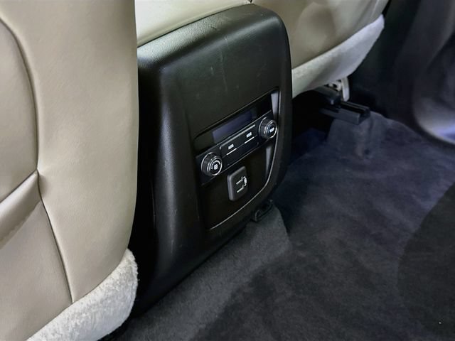 Used 2019 Buick Enclave Essence AWD/4WD image 25