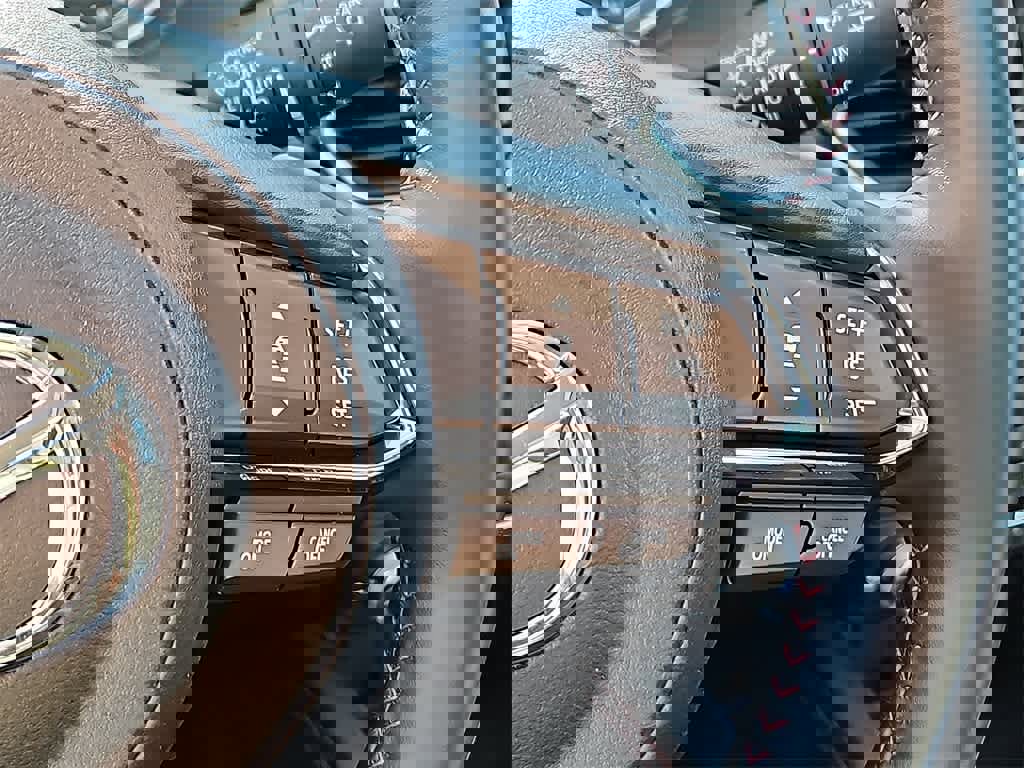 Used 2024 MAZDA CX-5 Carbon Edition image 21