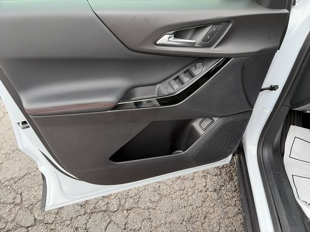 New 2027 Chevrolet Equinox RS w/ Safety and Technology Package FWD image 10