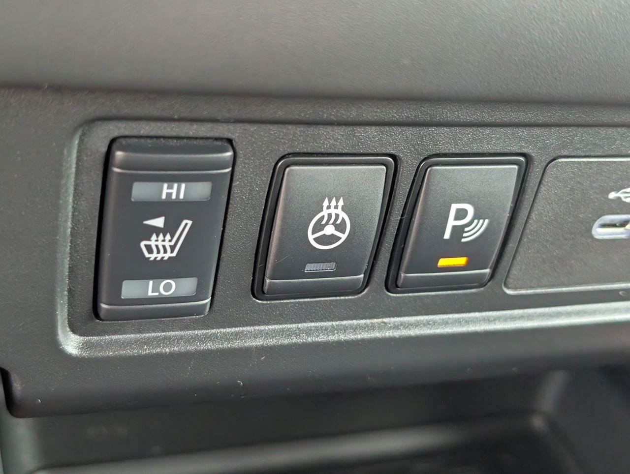 Certified 2023 Nissan Frontier PRO-4X w/ Pro-4X Premium Package AWD/4WD image 17