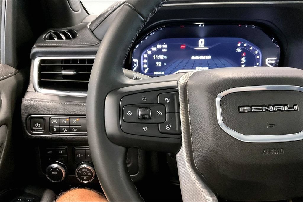 Used 2024 GMC Yukon Denali AWD/4WD image 12