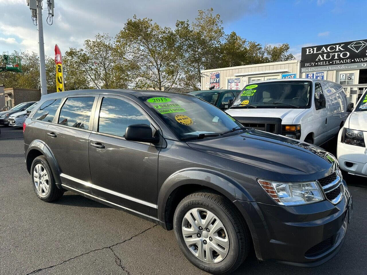 Used 2015 Dodge Journey American Value Package w/ Flexible Seating Group FWD image 1