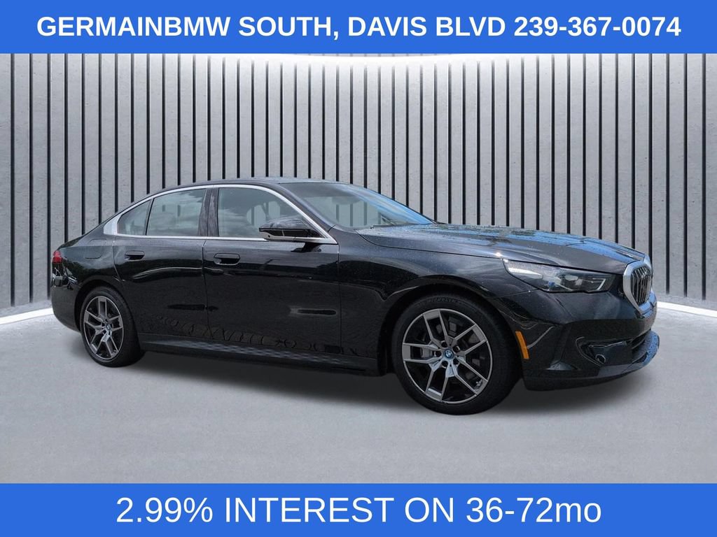 Used 2024 BMW i5 eDrive40i w/ Premium Package RWD image 3