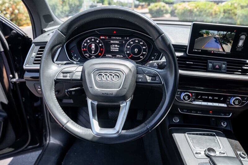 Used 2018 Audi Q5 2.0T Premium Plus w/ Premium Plus Package AWD/4WD image 11