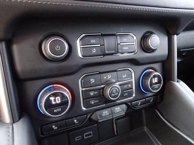 Used 2023 Chevrolet Tahoe LT w/ Luxury Package AWD/4WD image 21