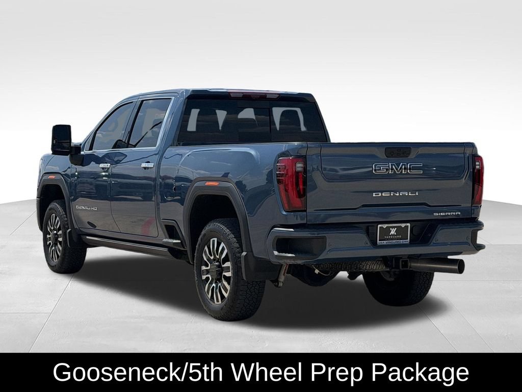 Used 2025 GMC Sierra 3500 Denali Ultimate AWD/4WD image 7