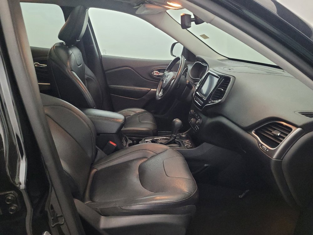 Used 2019 Jeep Cherokee Limited AWD/4WD image 21