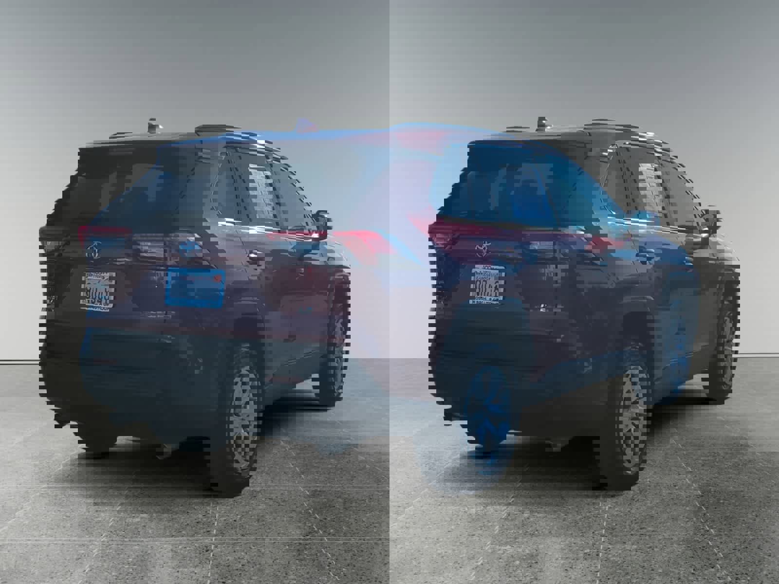 Used 2020 Toyota RAV4 LE w/ All Weather Liner Package image 5