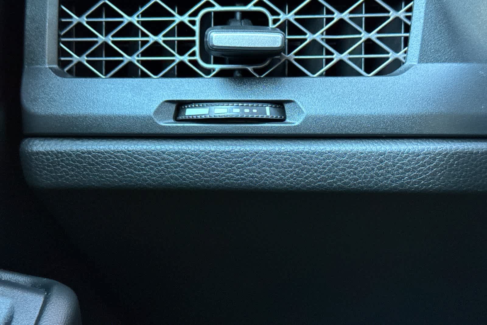Used 2023 Honda Accord EX image 27