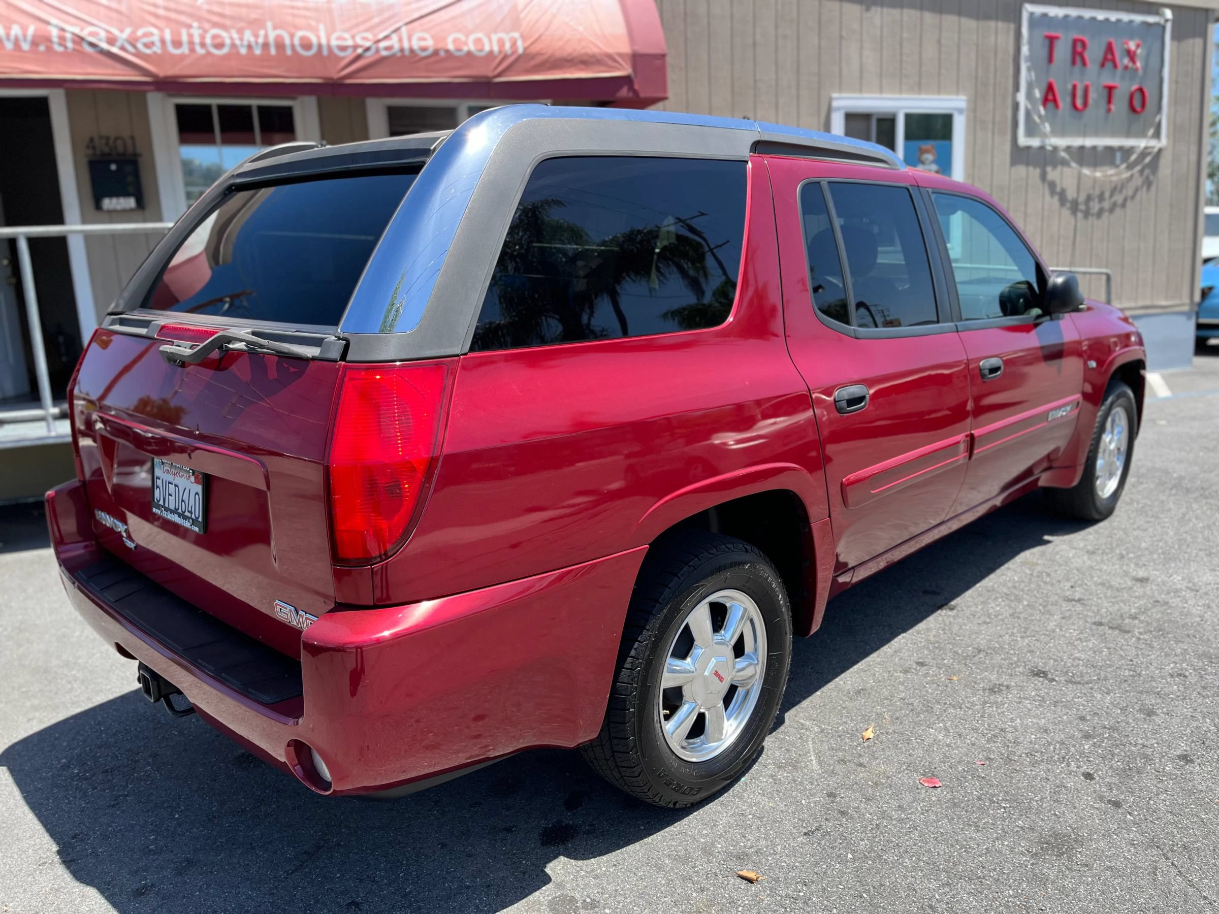 Used 2004 GMC Envoy XUV SLE w/ 1SB Preferred Equipment Group RWD image 7