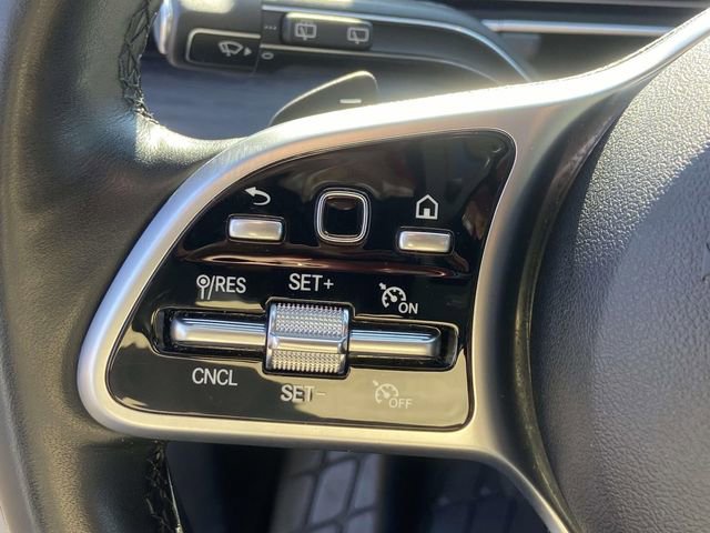 Used 2022 Mercedes-Benz GLE 350 4MATIC w/ Premium Package image 21