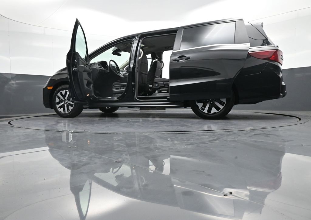 Certified 2025 Honda Odyssey EX-L image 51