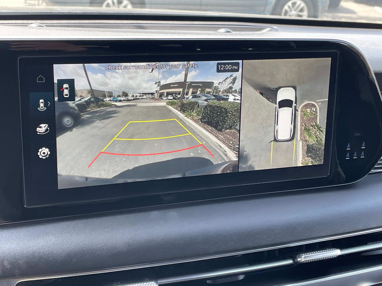 Used 2024 Hyundai Palisade Calligraphy image 14