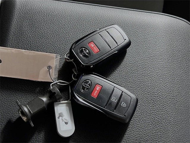 New 2025 Toyota Tacoma TRD Off-Road image 31